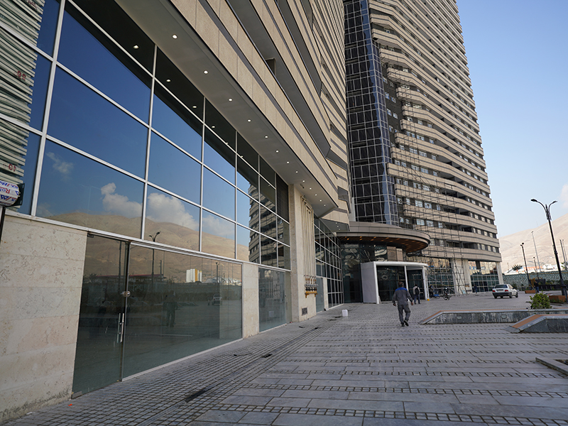 بهترین شرکت اجرای نمای کرتین وال