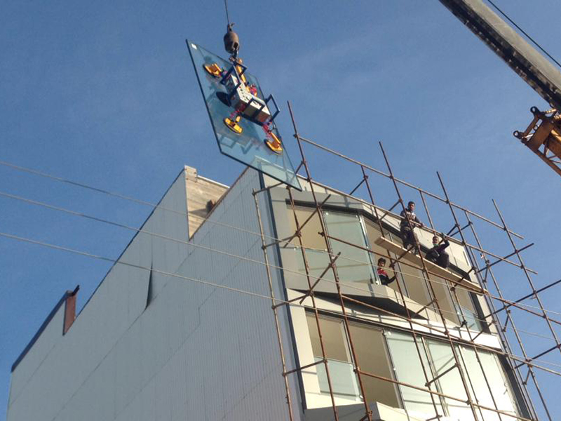 بهترین نصاب کرتین وال